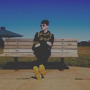 Meet your Posher, Chase